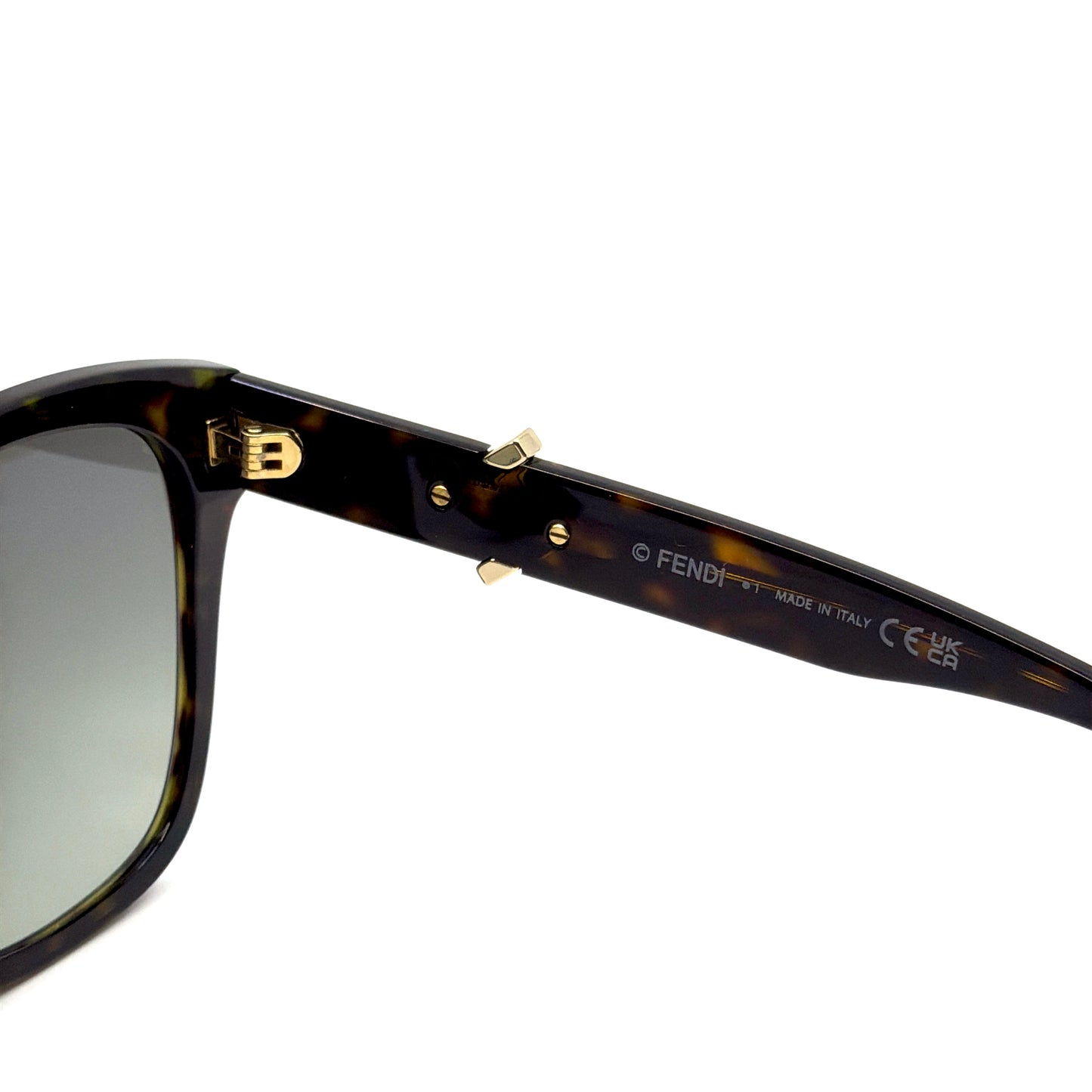 FENDI Sunglasses FE40186F 52P