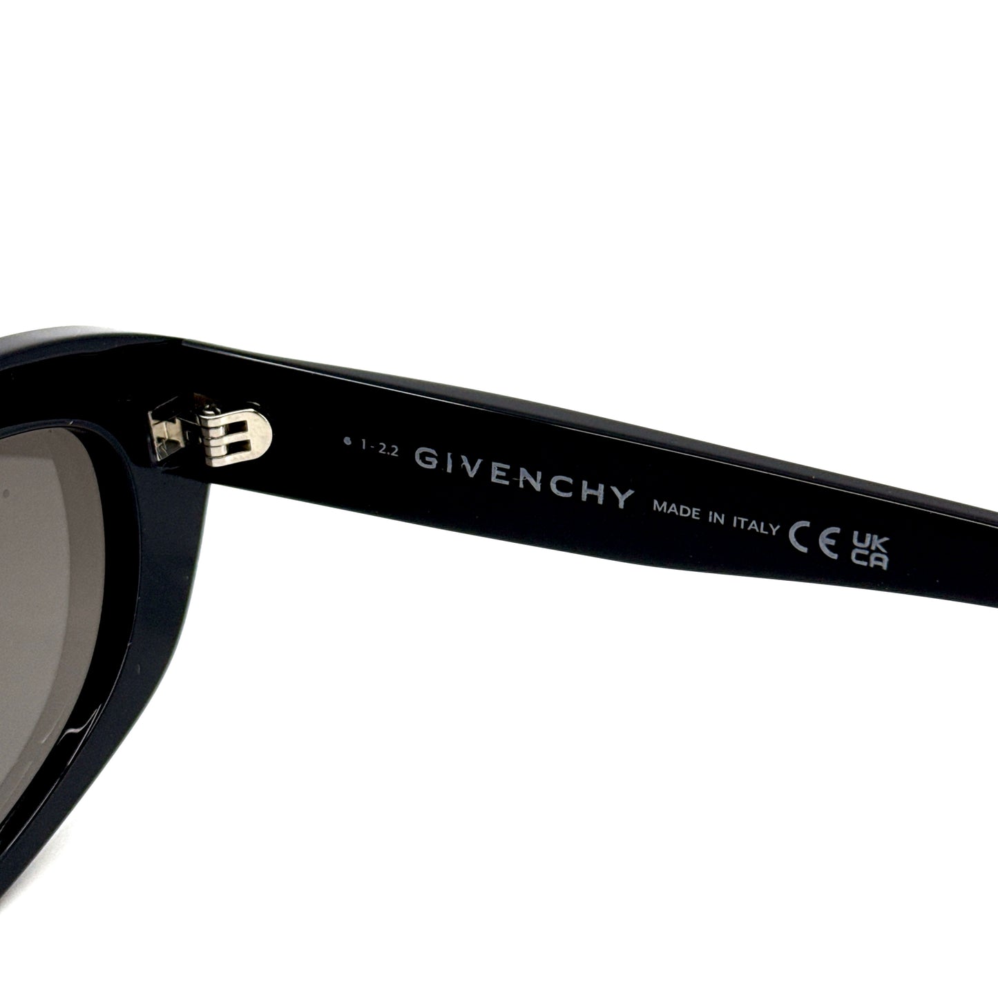 GIVENCHY Sunglasses GV40027I 01B