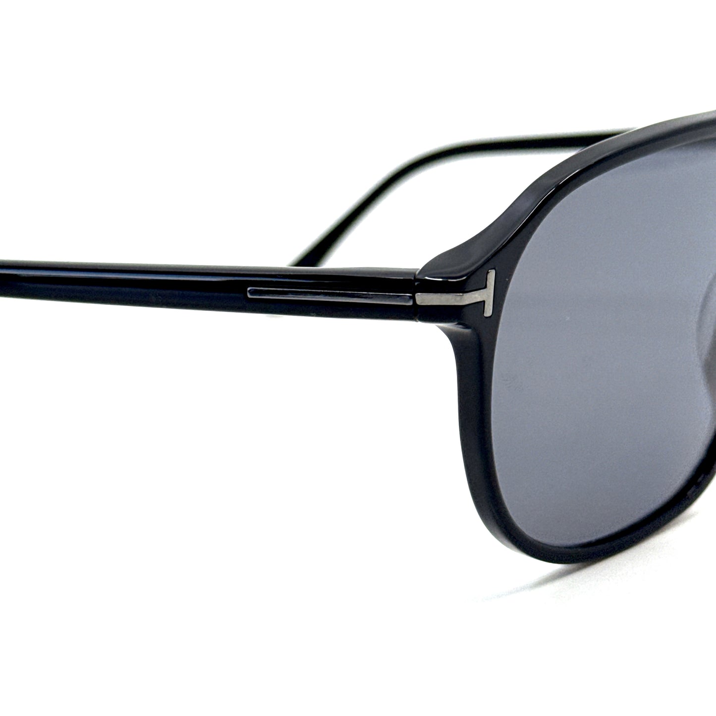 TOM FORD Bruce Sunglasses TF1026-N 01D