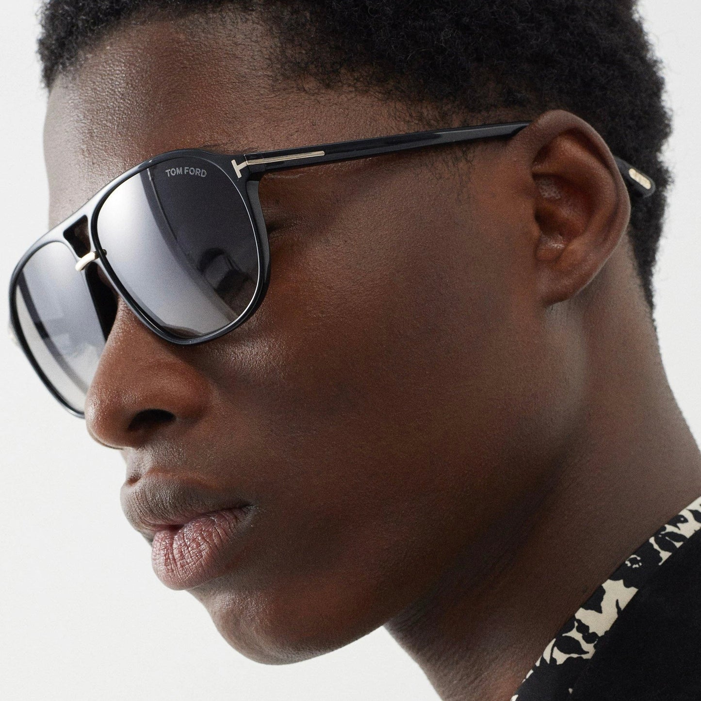 TOM FORD Bruce Sunglasses TF1026-N 01D