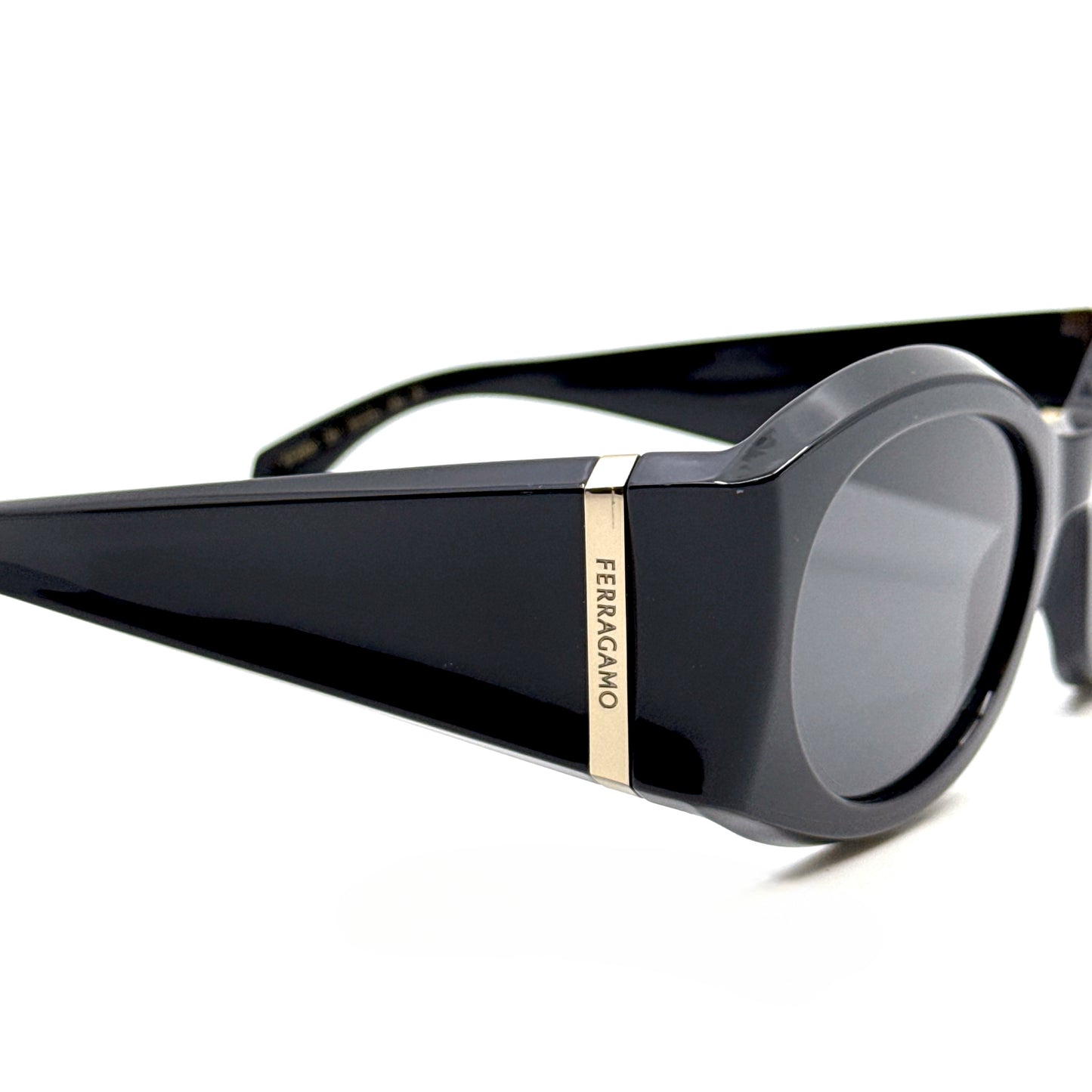 SALVATORE FERRAGAMO Sunglasses SF2008S 001