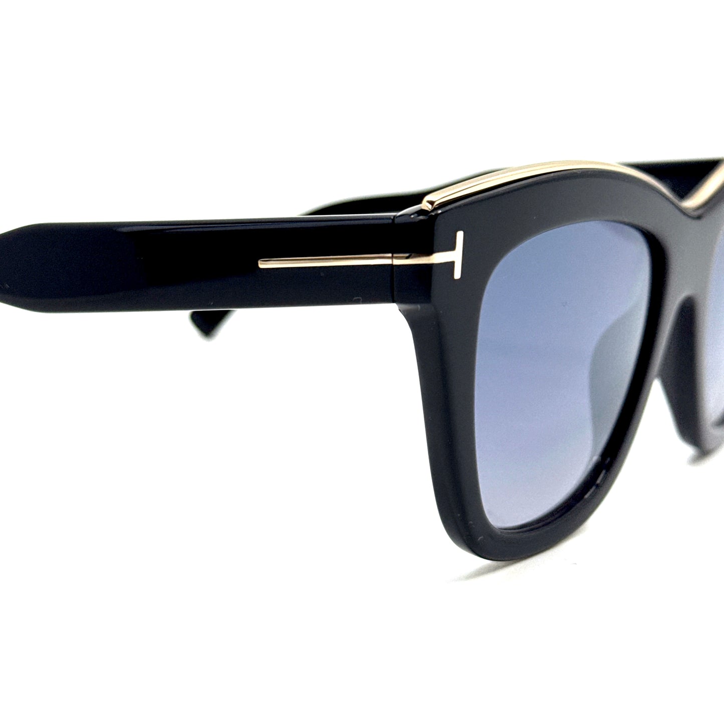 TOM FORD Julie Sunglasses TF685 01C