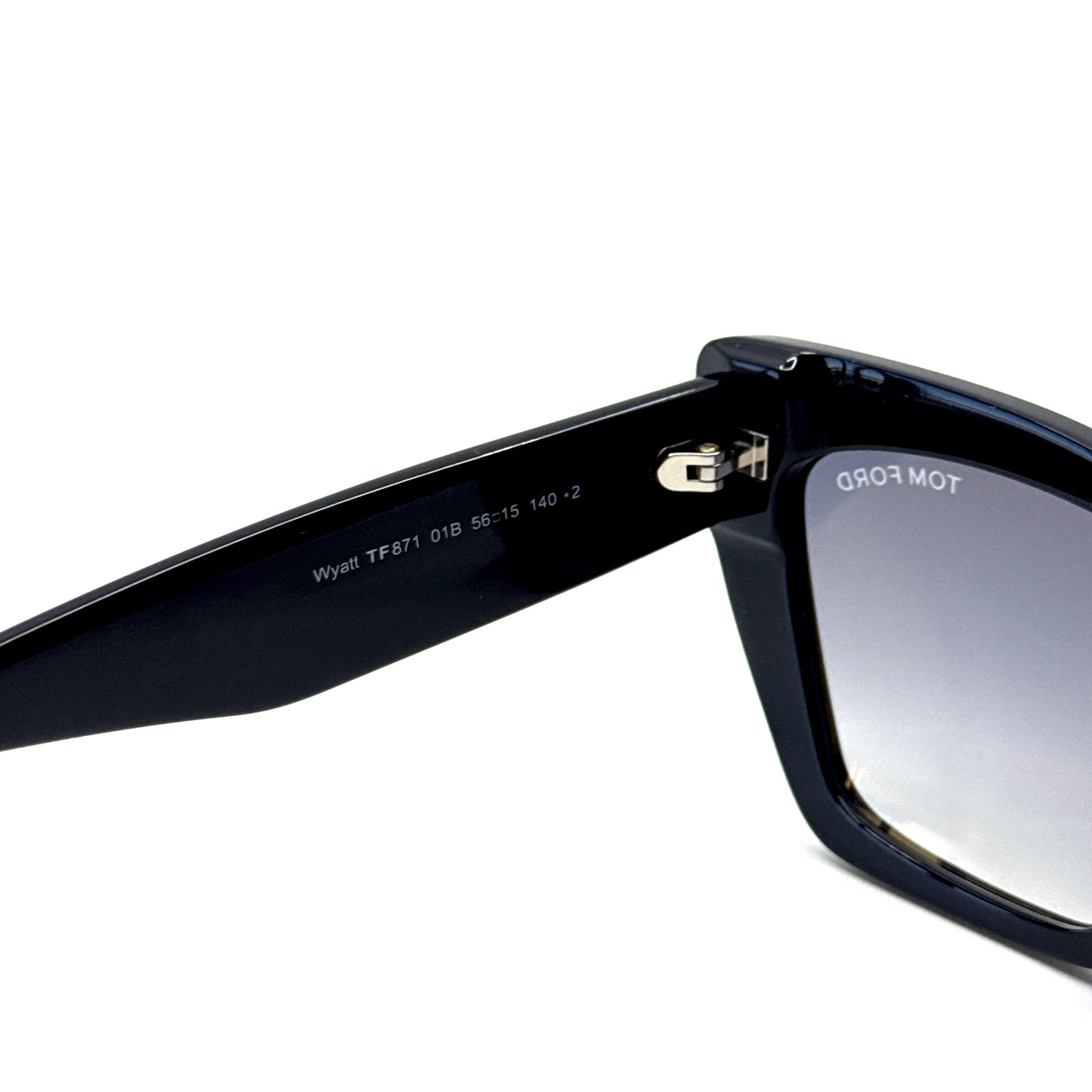 TOM FORD Wyatt Sunglasses TF871 01B