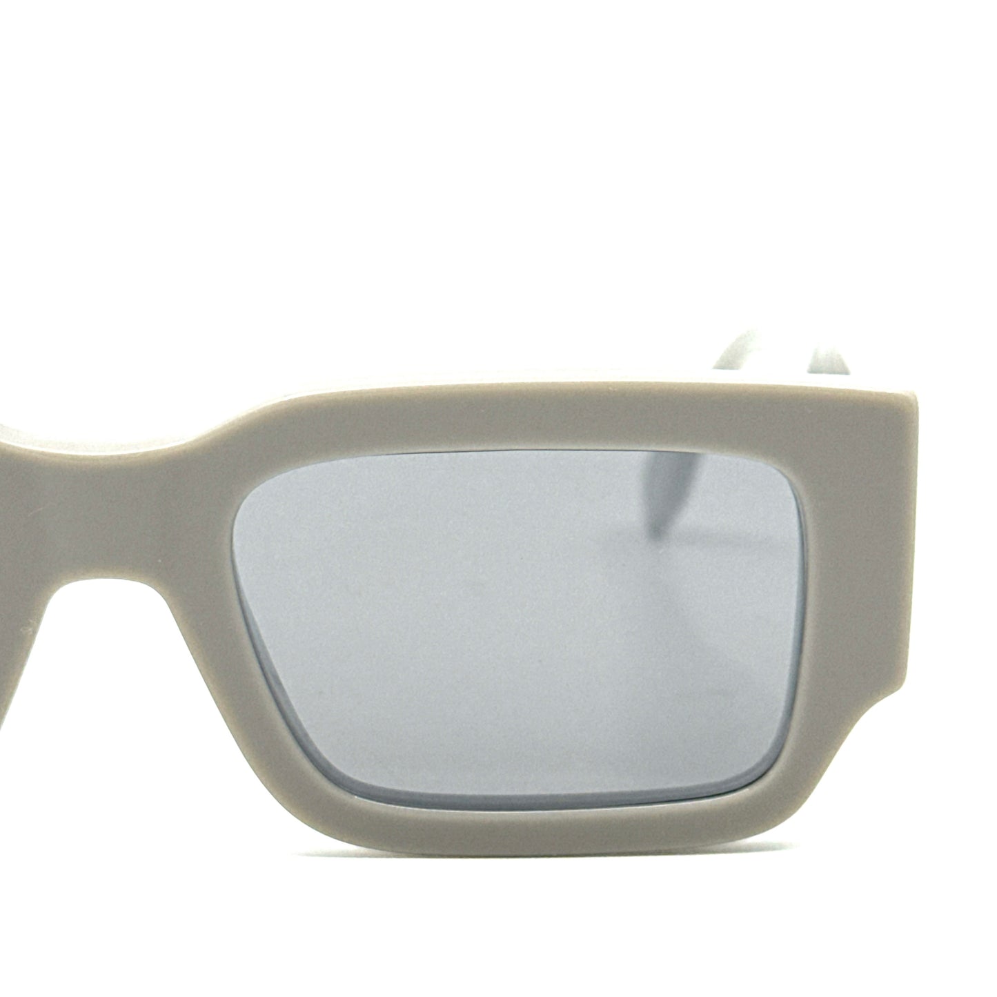 FENDI Sunglasses FE40131I 20C