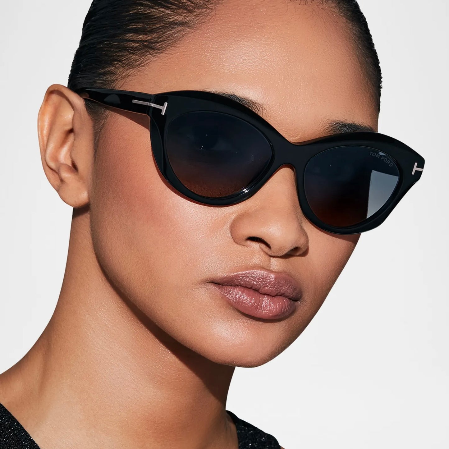 TOM FORD Toni Sunglasses TF1111 01C