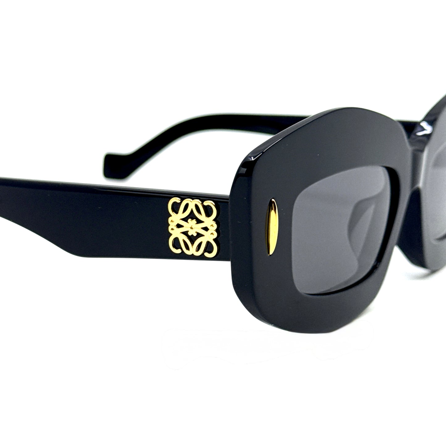 LOEWE Sunglasses LW40114F 01A