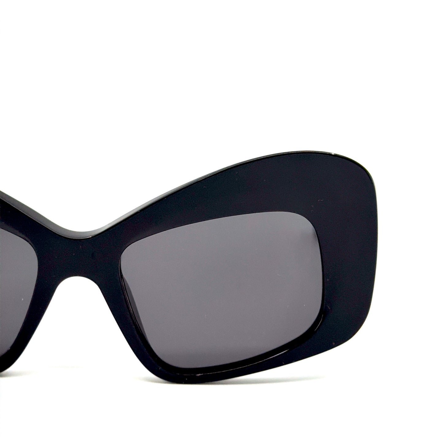 LOEWE Sunglasses LW40128I 01A