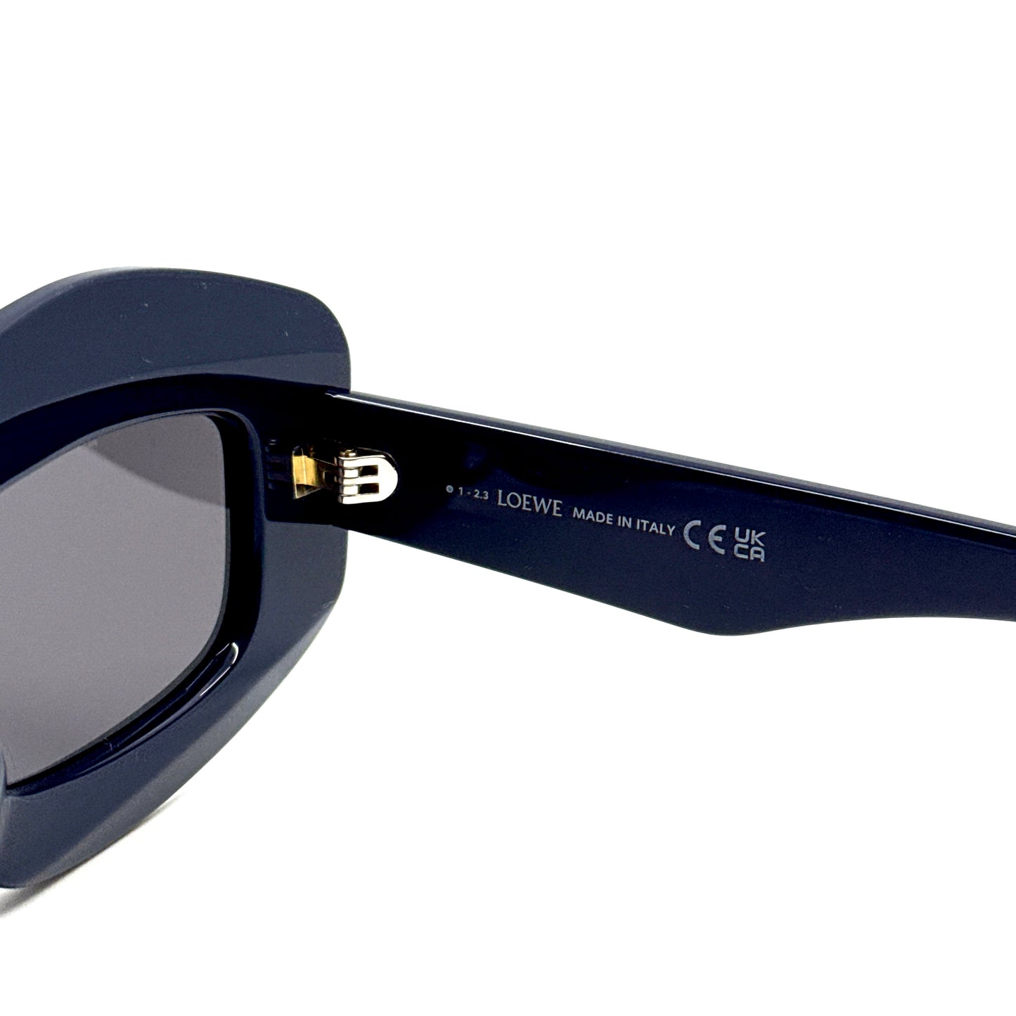 LOEWE Sunglasses LW4114IS 90A