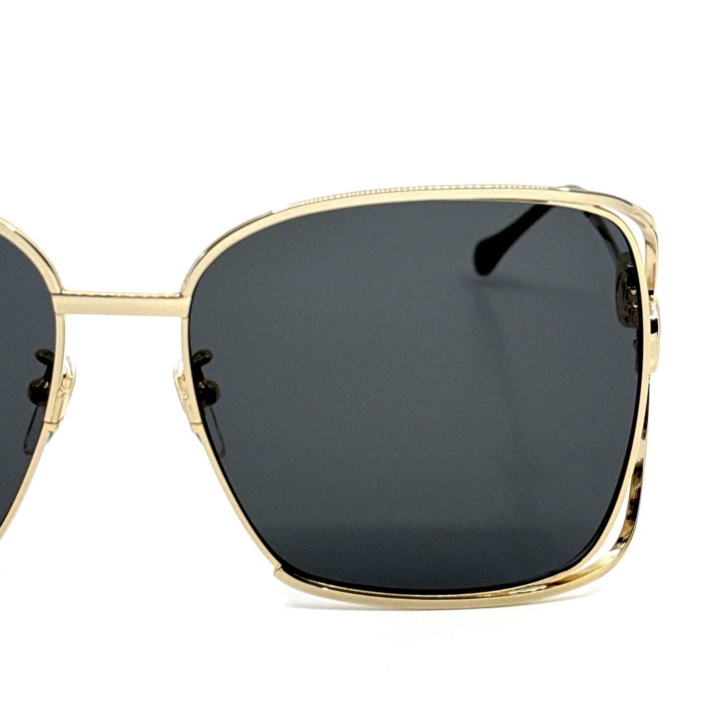 GUCCI Sunglasses GG1020S 002