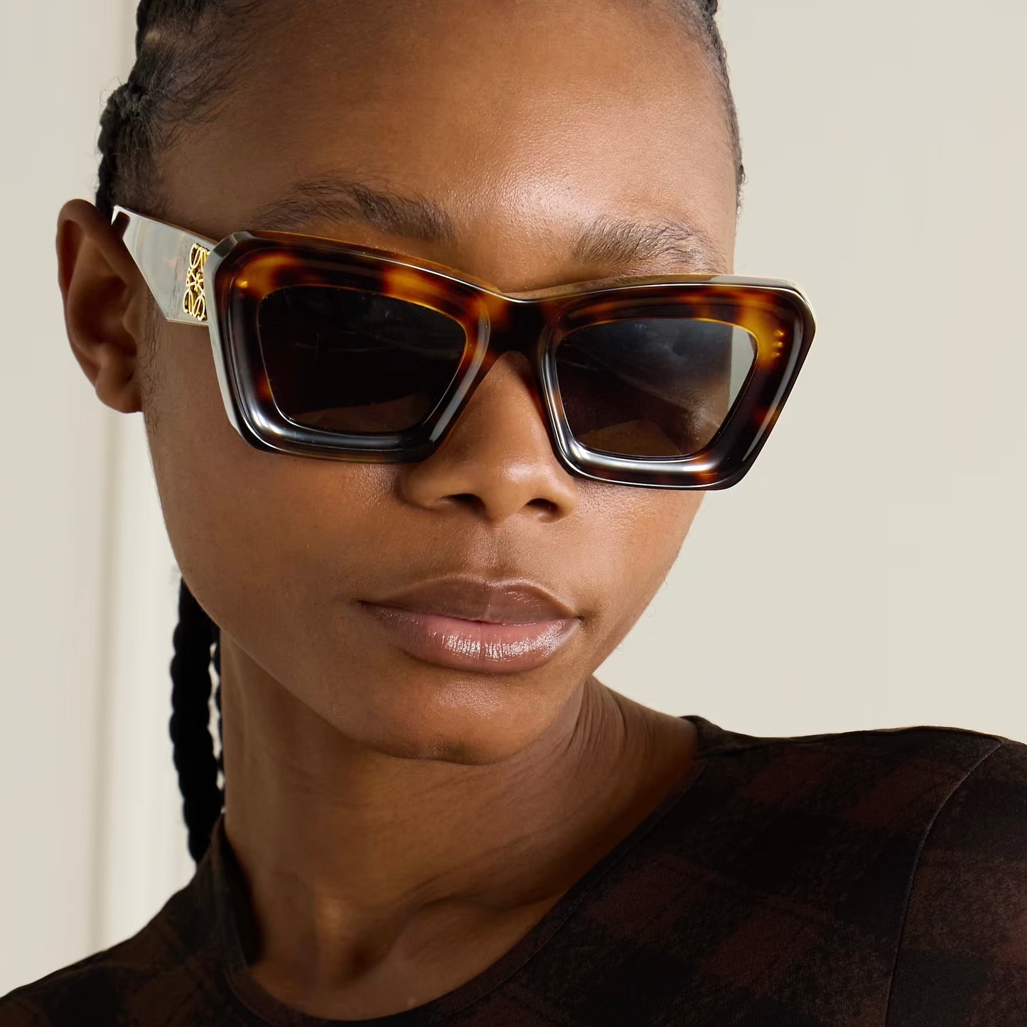 LOEWE Sunglasses LW40145F 52A