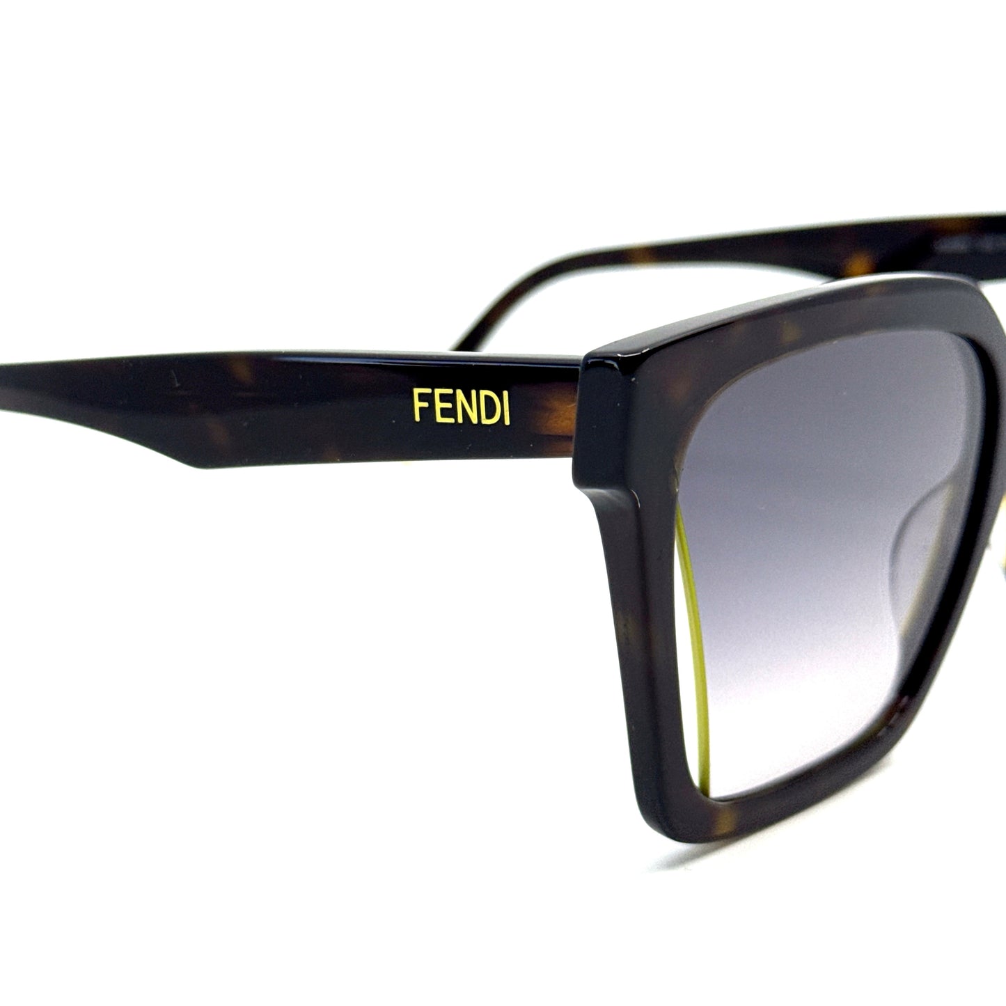 FENDI Sunglasses FE40085I 52B