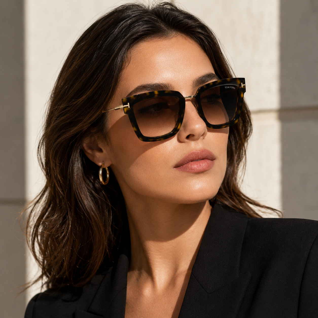 TOM FORD Lara-02 Sunglasses TF573 52F