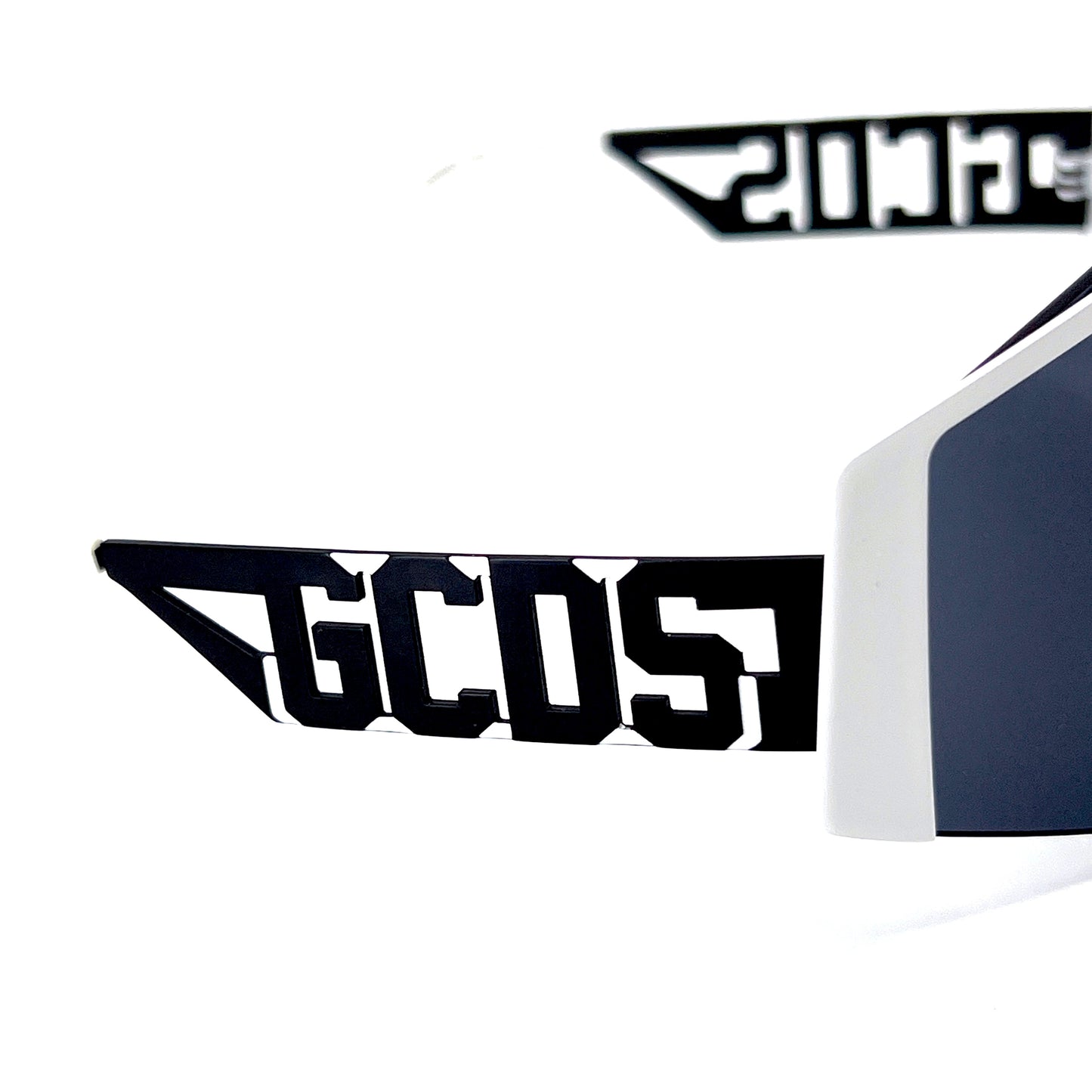 GCDS Sunglasses GD0003 24A