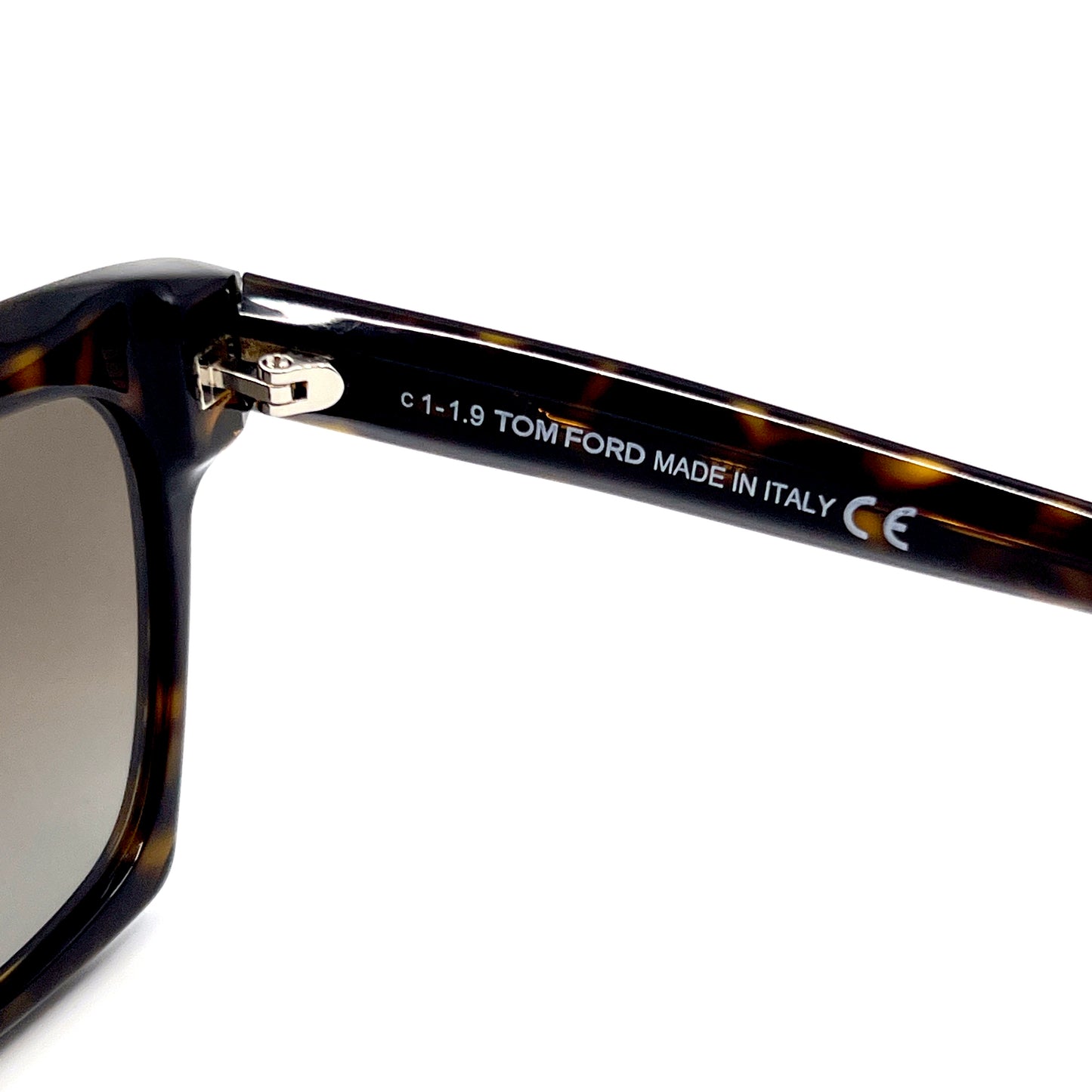 Tom Ford Sunglasses Sari TF690 52H Sunglasses