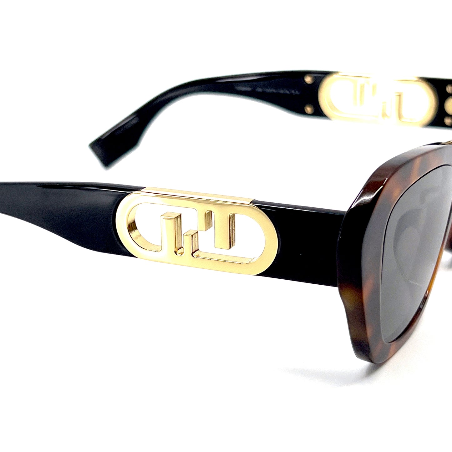 Gafas de sol FENDI FE40064F 53A