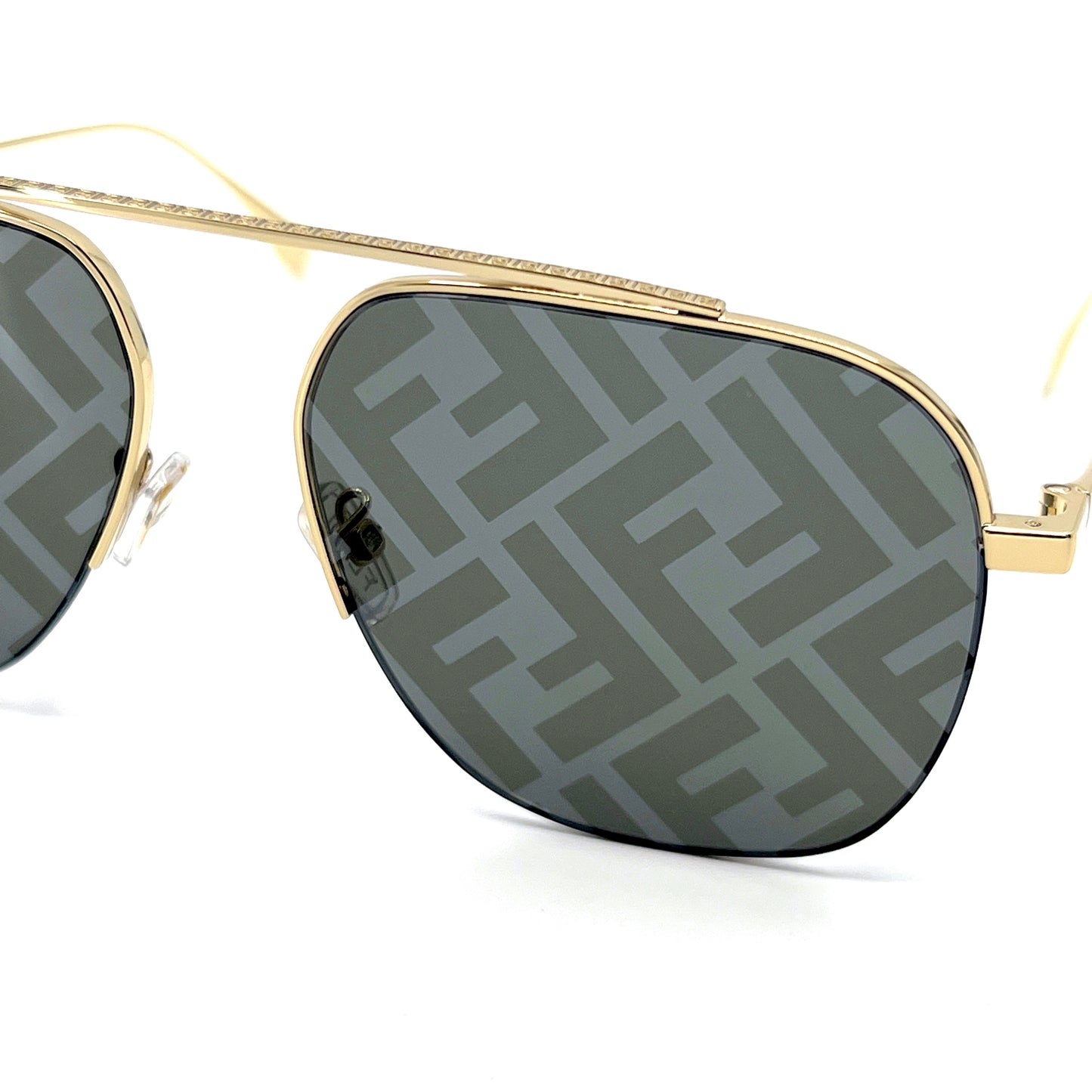 FENDI Sunglasses FE40005U 32C