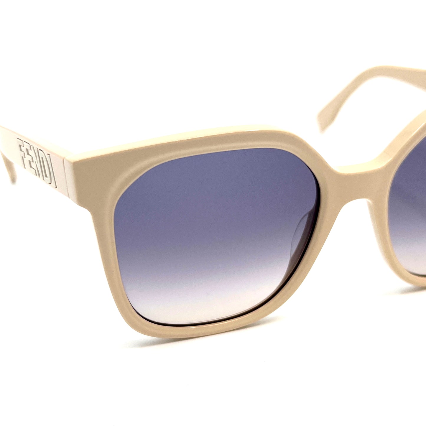 FENDI Sunglasses FE40007I 57W