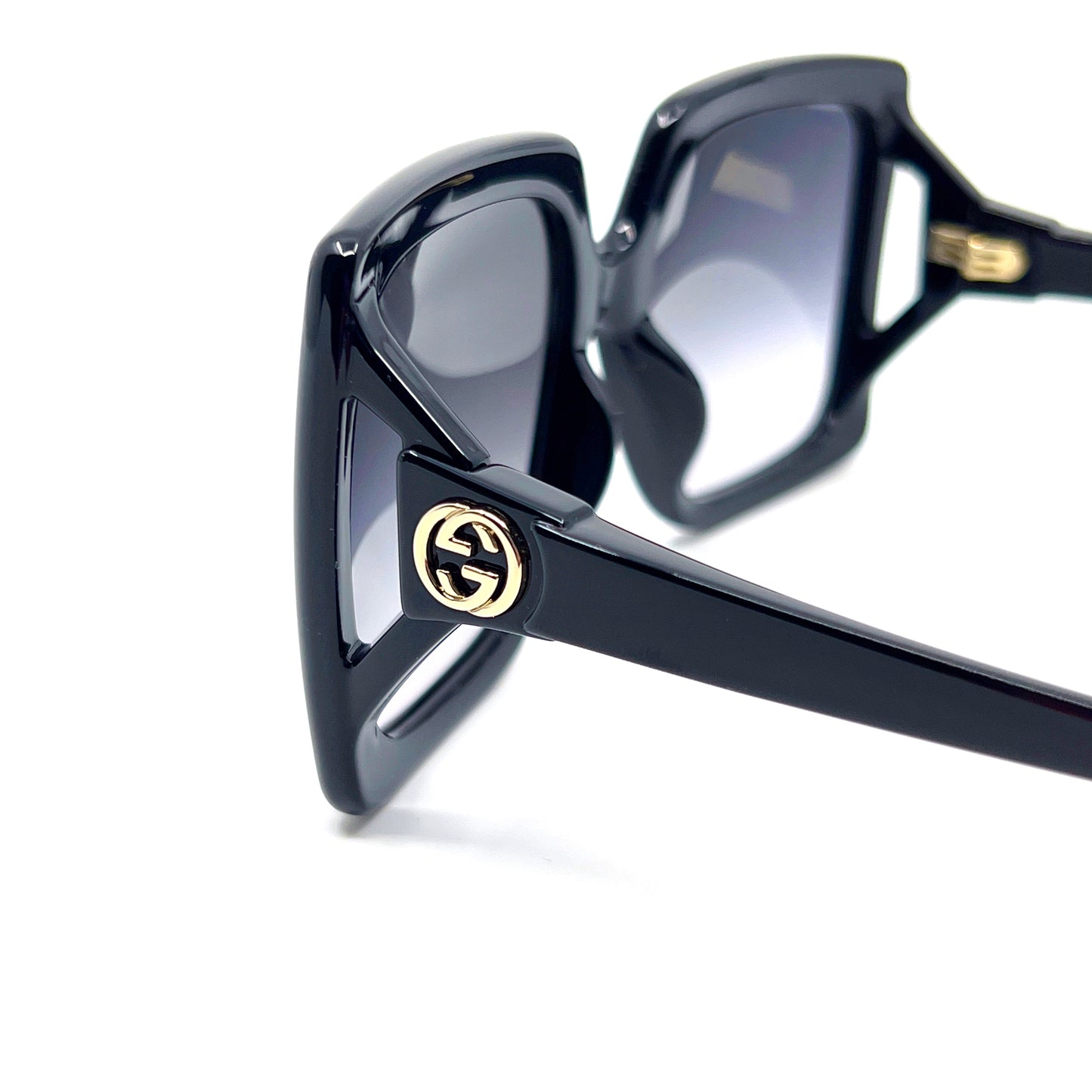 GUCCI Sunglasses GG0876SA 001