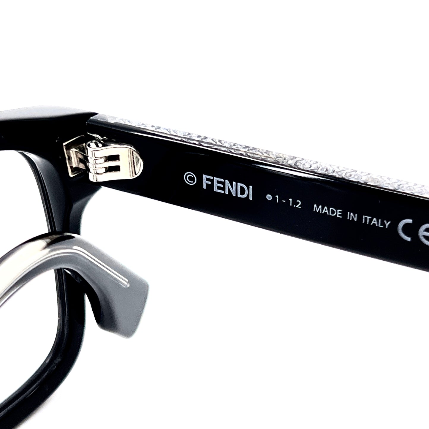 FENDI Eyeglasses FE50030I 001