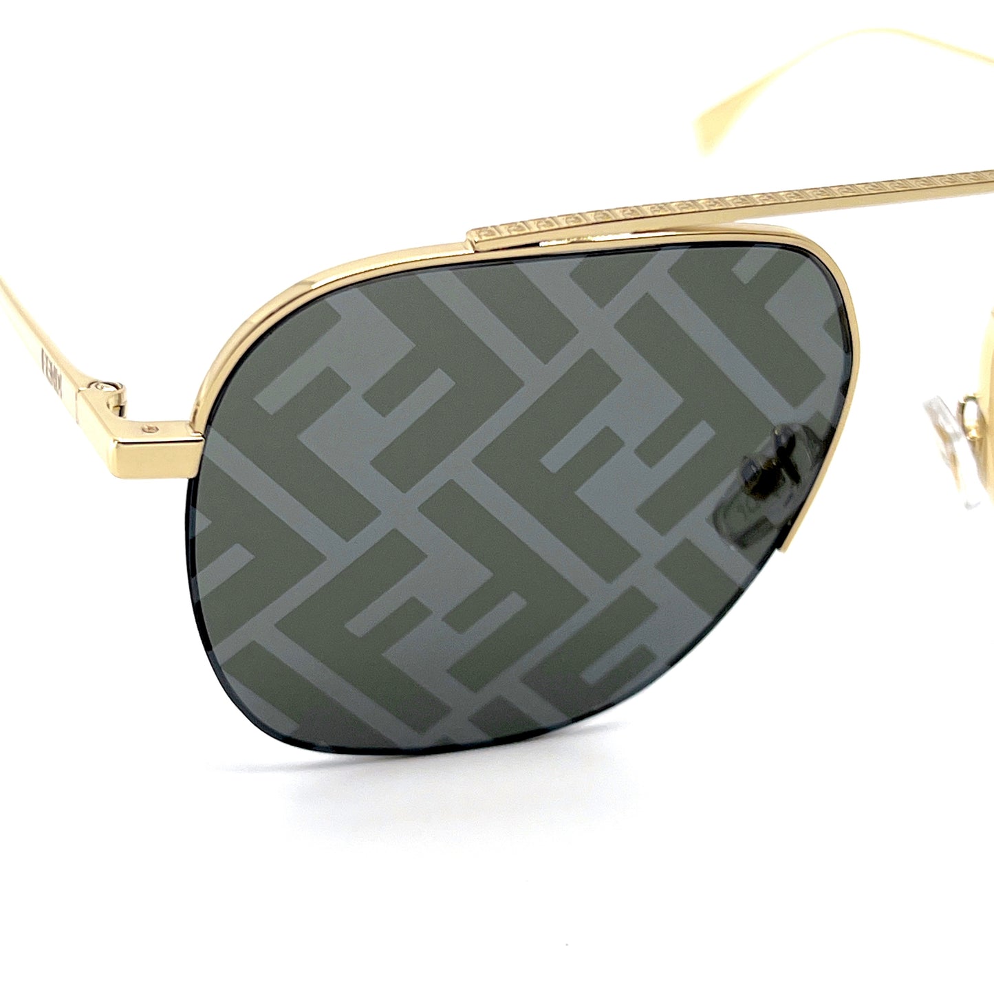 FENDI Sunglasses FE40005U 32C