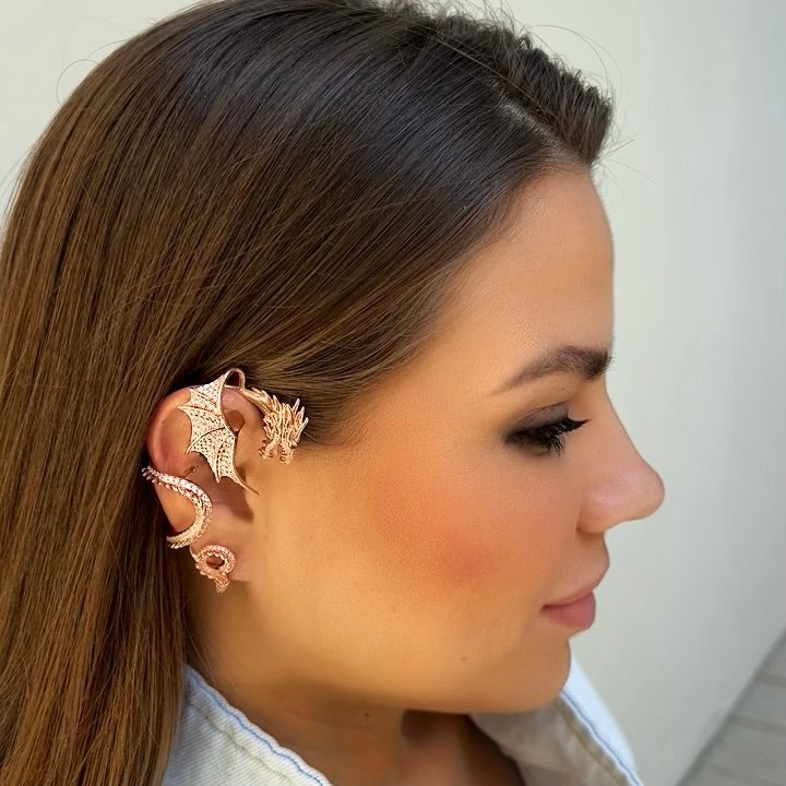 #baguette #fashion #fashionblogger #fashionable #fashionstyle #style #summervibes #summer #summertime #jewelry #jewelrydesigner #jewellery #jewelryaddict #jewels #jewelrydesign #jewelrylover #woman #hot #hotmodel #hotonbeauty #vibes #vibe #reelsinstagram #reels #reelitfeelit #silver #earrings #earcuff #earjacket #girl #girls #girlslikeus #gift #giftideas #powerpuffgirls #cool #coolforthesummer #fabulous #redcarpet #loveher #her #trending #trendingreels #trend #trendingnow #earrings #jewelry #jewellery #fash